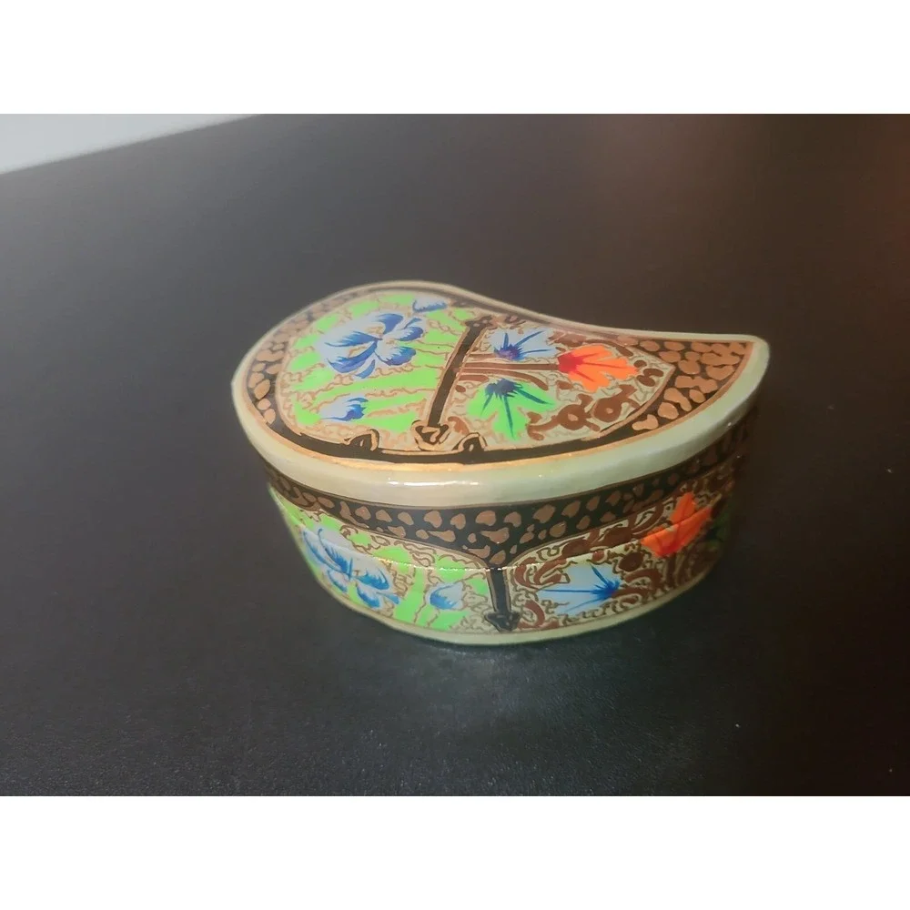 N/A handpainted ornate